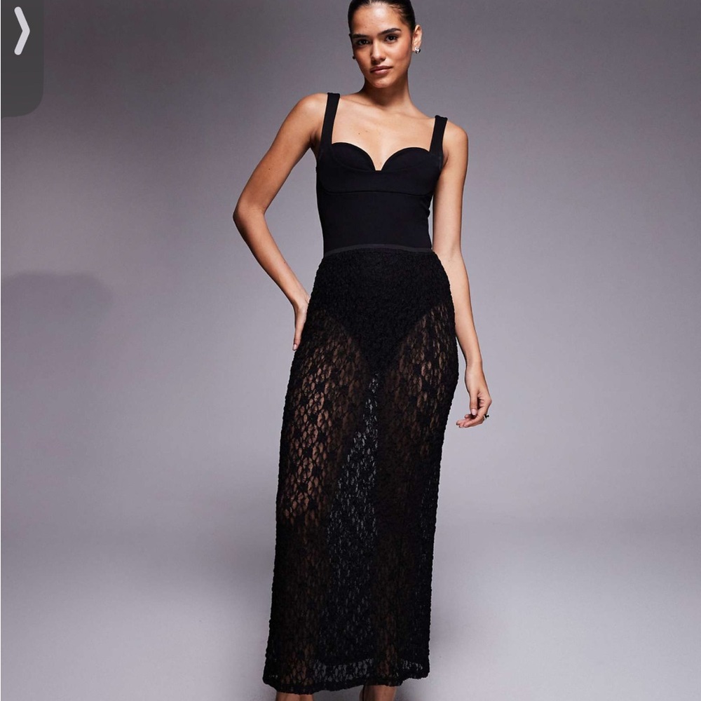 Lace maxi skirt